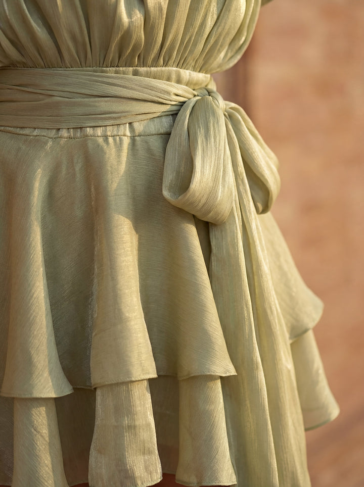 Volantes | Vestido corto elegante